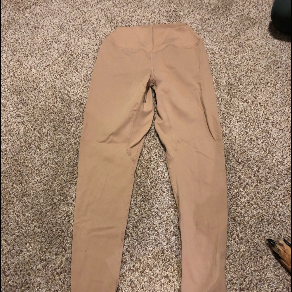 Balance female cropped leggings.